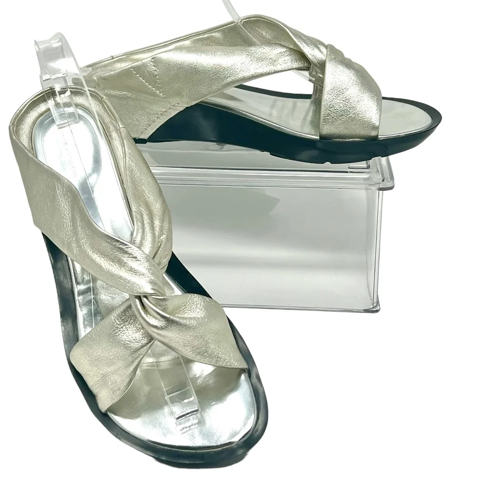 Rockport Dynamic Suspension women's Twist Silver Leather Slide Sandals size 8